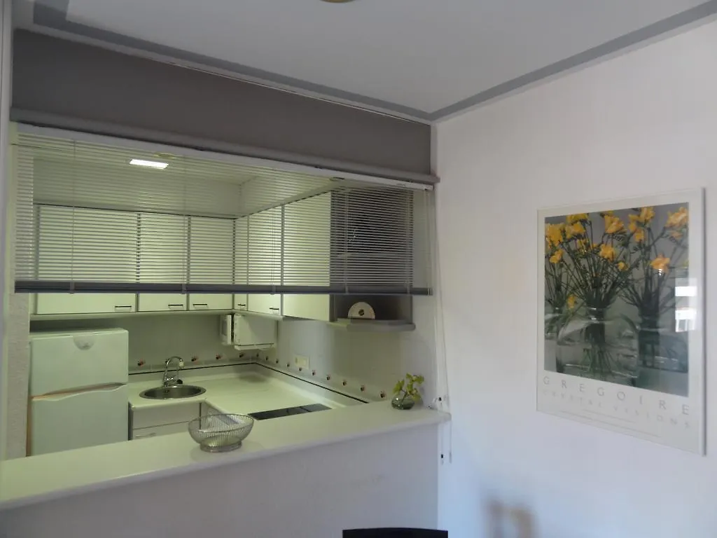 Apartamentos Blaumar レスタルティット アパート